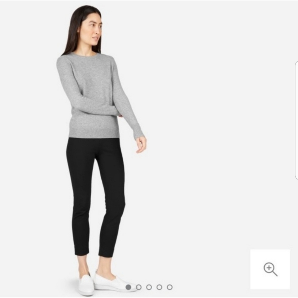 Everlane stretch ponte crop pants